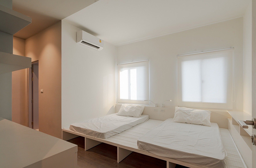 House with Shared Pool in Srinakarin 